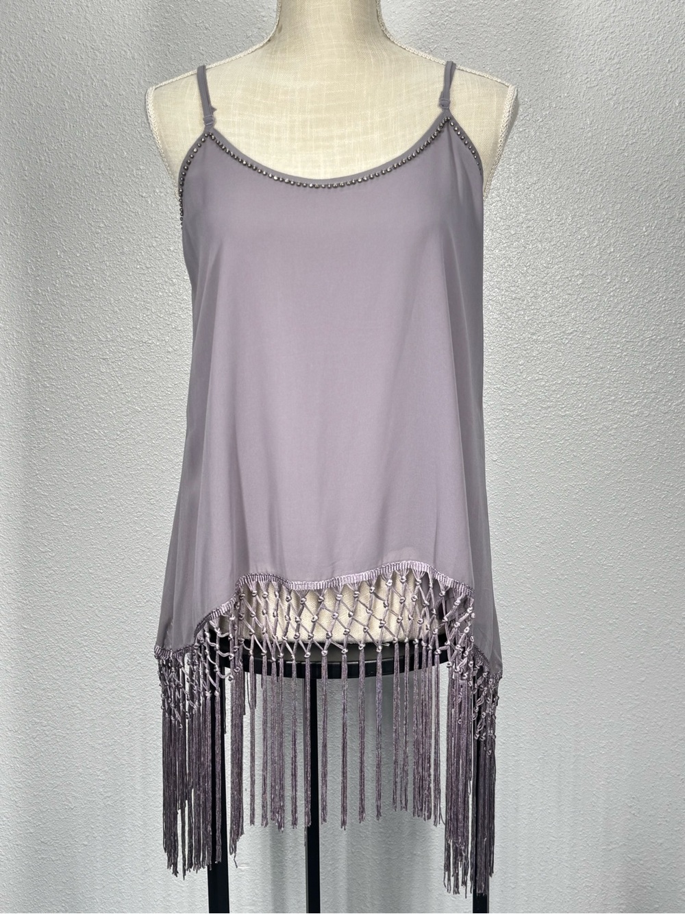 Gimmicks by BKE Cami Boho Tank Top Lavender and Fringe Medium GMKBM2981